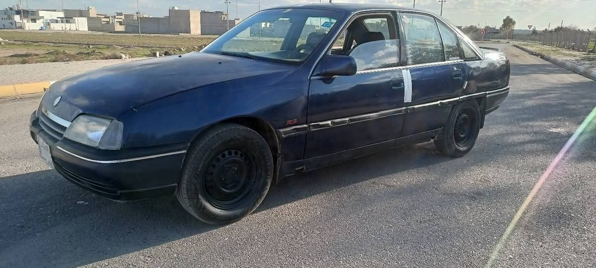 سلام عليكم اوبل اوميكا موديل 1989 حجم 20 گير محرك بشرط سنوية جديد لحد27 تحويل بشرط دفتر بنزين موجود مابيها خياسات تايرات نص عمر كاربائيات كامل شغال كلة بلاد دوشمة دواخل جديد سعر 30 رقم التلفون *********** مكان كركوك ليلان كركوك, العراق
