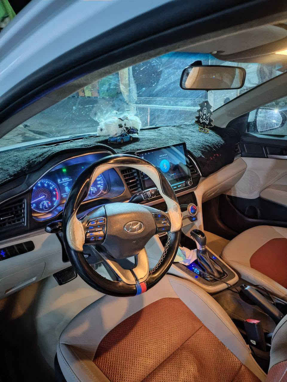 نوع السيارة هيونداي النترا (Elantra).
الموديل: 2020

اللون: أبيض.

السياره مكفوله

داخلية كريمي وجوزي)

الرقم واسط

المحرك والكير وباقي الميكانيكيات بحالة ممتازة وبشرط الفحص.

السيارة ماشيه 99 ألف

السعر 165$

مكاني كوت حي الجهاد

للاستفسار اكثر ***********

إضافة وسائط
