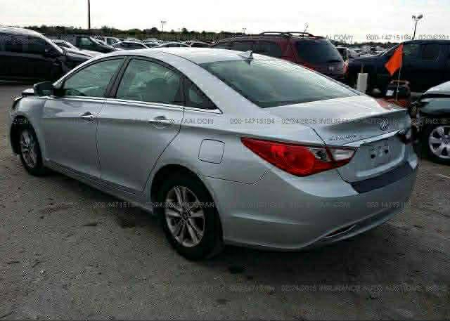 سلام عليكم سوناته وارد أمريكي سياره ع حادثه مكفولة كفاله عامه مكينه وكير ممفتوحات سياره جديده جدنا رقم بابل مكاني بابل سعر ١١٥ # ***********
