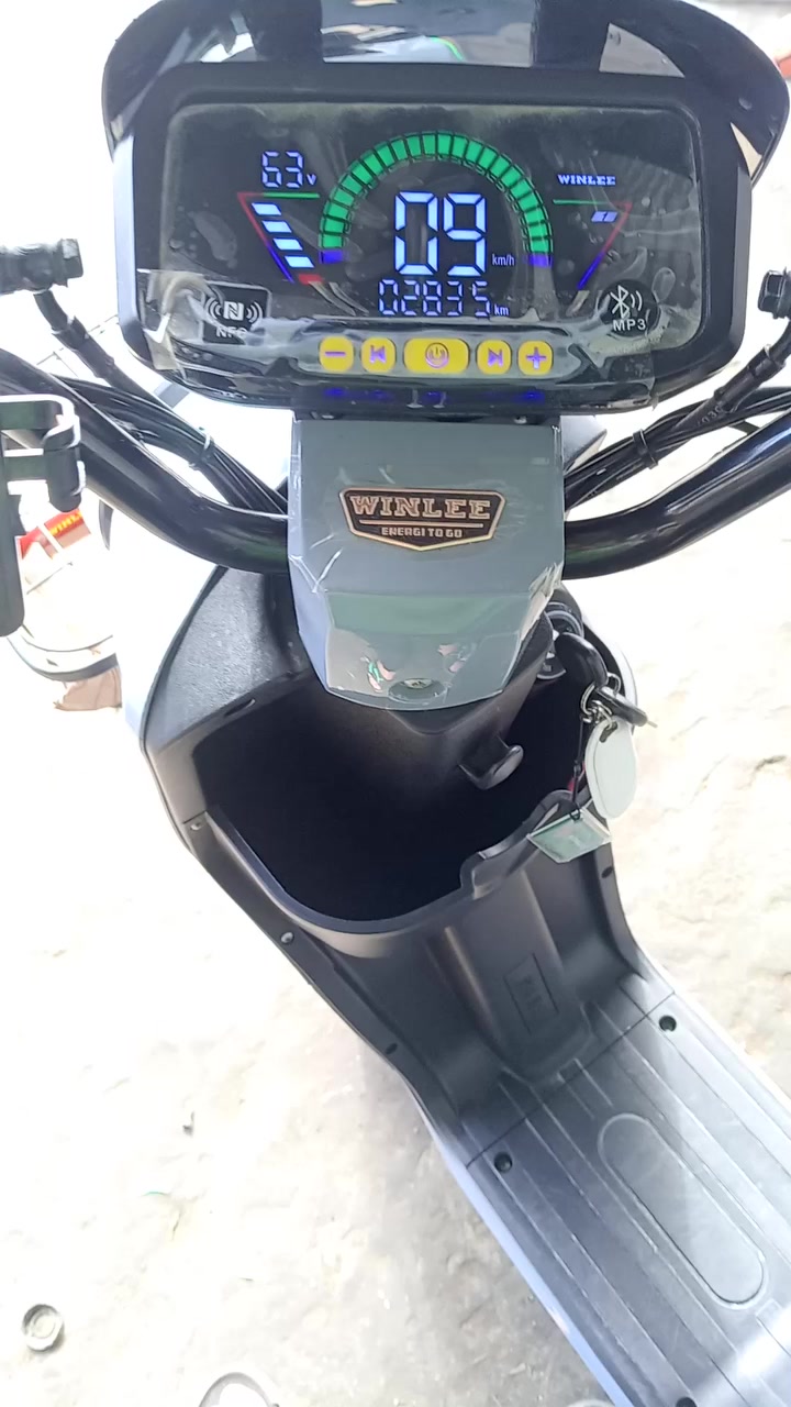 الإسلام عليكم دراجه R9 ويلي الصلي دراجه نضيفه اب معنه الكلاام شرط من التايه لل تايه بطاريات اطلي 2026 مستخدمه قليل وتجي وتشوف اب عينك مديل 2026 ما نقصه برغي السرعه 109 بل شاشه الحقيقي 70/60  خمس بطاريات( 32 -T) العنوان حي السماح        رقم الجوال *********** الشراي يخابر او يجي خاص السعر 550 الف وبي مجال للطيبين
