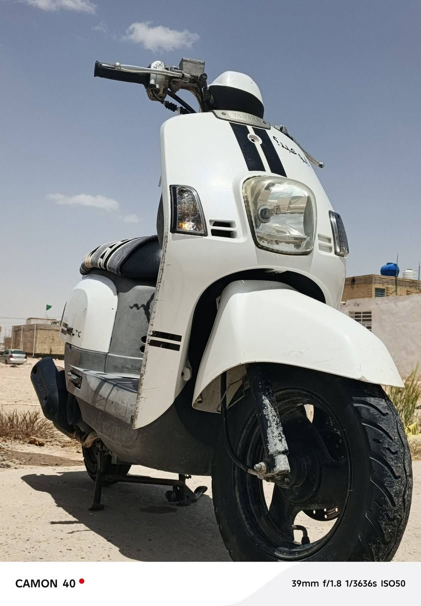 سلام عليكم دراجه بوليس للبيع دراجه مامتعوبه  مكينه كفرات كارتون مكاني نجف حي النداء السعر 700 وبيه مجال  رجائن الموشراي لايتعبني وهاذه رقمي ***********
