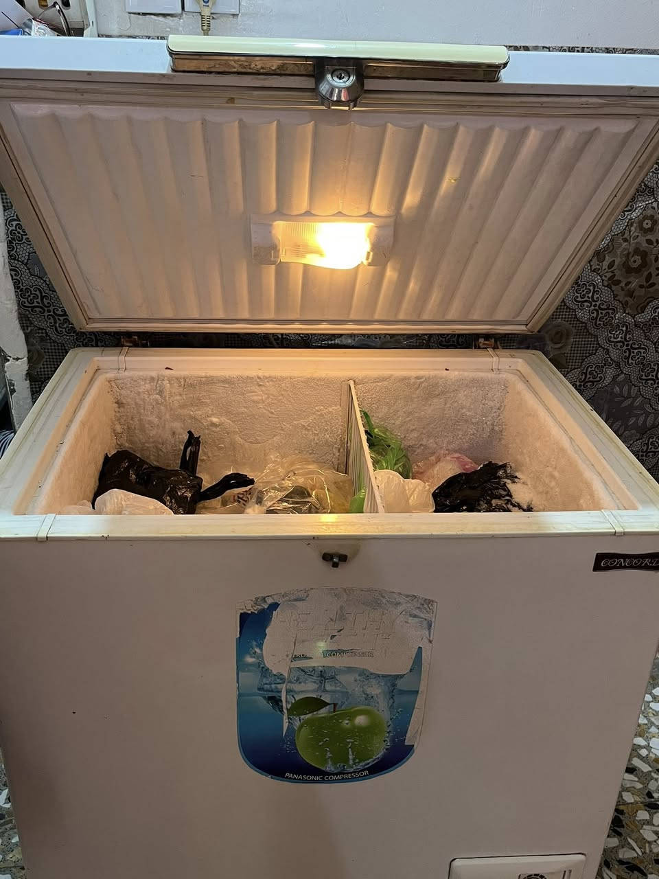 مجمده للبيع مستعمله قليل سعره 250 وبيه مجال


**إذا كنت صاحب هذا الإعلان وتريد حذفه لأي سبب، رجاءا أرسل رسالة إلى الدعم الفني**