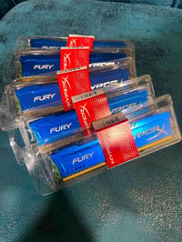 رامات   Fury :السلسلة . •السعة: 8GB DDR3 :النوع• 1600MHZ (PC3-12800) :...