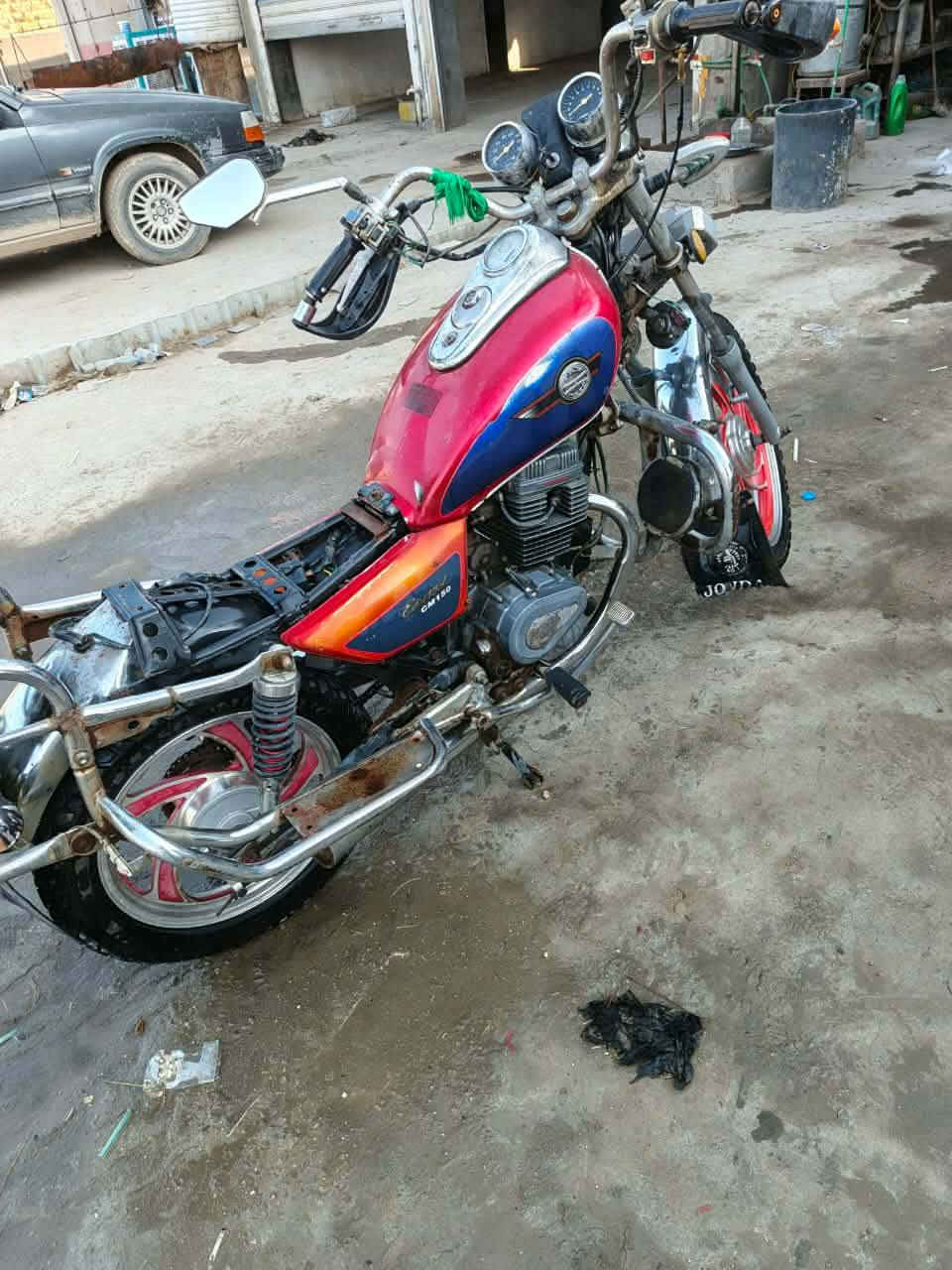 سلام عليكم درجه جونده البيع موديل 2018 دراجه نضفه  برغي ما مفتوح بيه كشنه موجود فاله عنه  اورق صولي بسم لدرجه ودرجه برغي ما مفتوح بيه  ولخاص مفتوح  واذه رقمي اي سفسار تصل عليه *********** العنوان بابل الكفل السعر ٥٥٠ وبيه مجال الشراي
