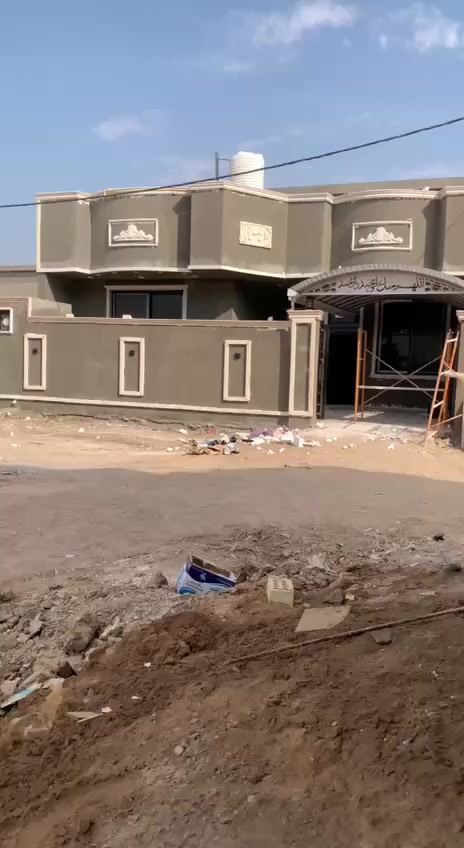 كادر نعمل كافة انواع الديكورات الداخليه والخارجيه فوم بوردكس جبس سقوف ثانويه وكافة انواع الاصباغ وطلس وشغل درجه اوله للاتصال *********** او مراسله الصفحه
