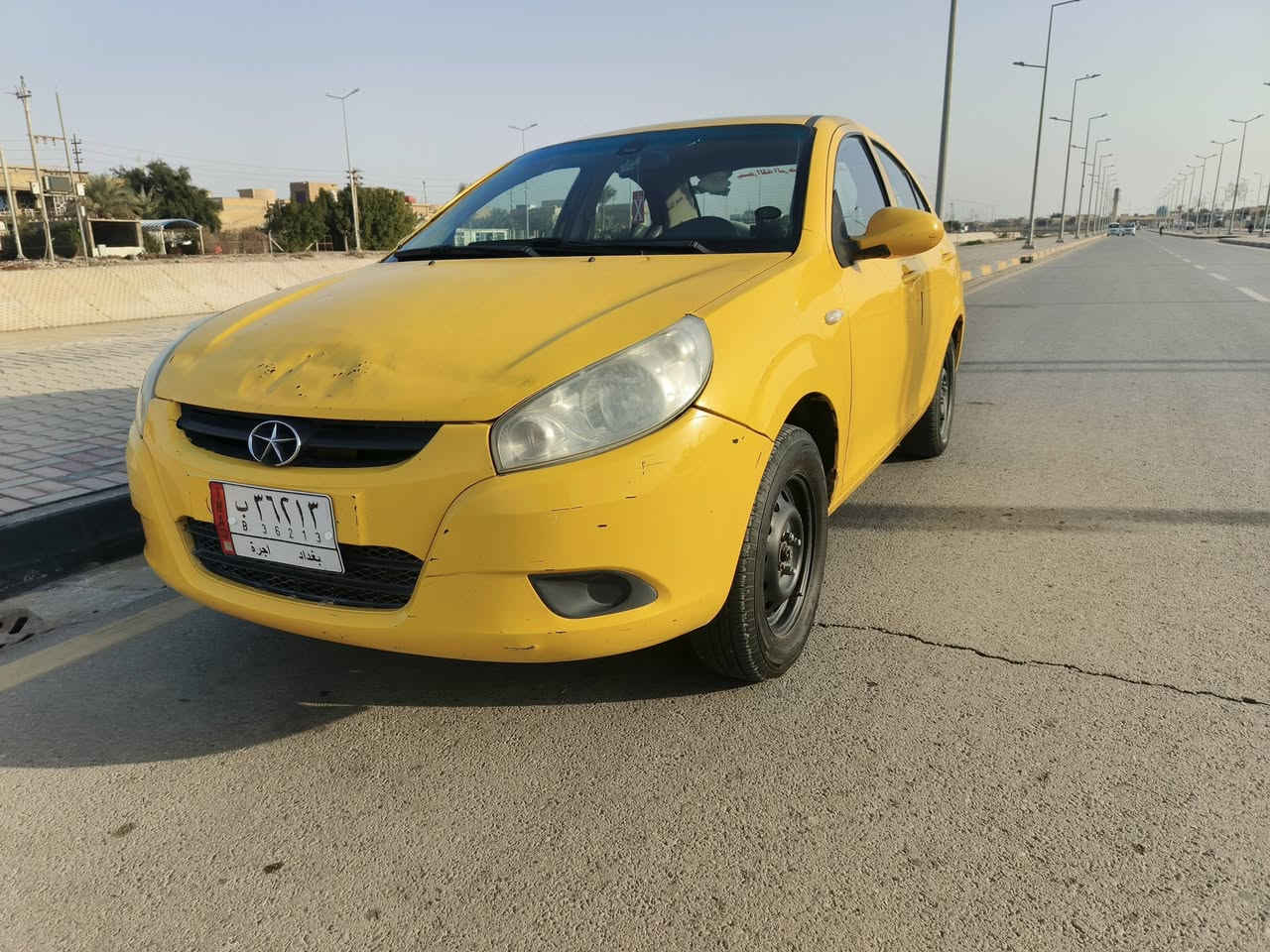 سياره جاك صيني 2013
السياره جاهزه من كلشي كير ومكينه وكشر خير من الله 
متوازي ع بيعته 
السعر 28 وبيه مجال حك الجيه 
مكاني كوت العزه الجديده
‏‪***********‬‏
