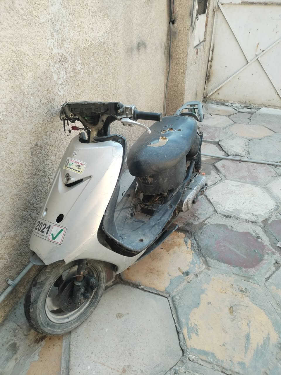 سلام عليكم ورحمة الله وبركاته اخوان دراجه ستين للبيع كوم حديد 
سعر 75 وبيه مجال رقم التصال ***********#
