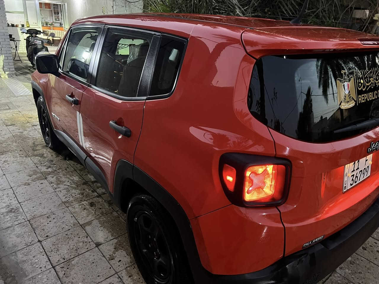 جيب  رينكيد موديل 2019 وارد امريكي رقم بغداد انكليزي سيارة حادث جاملغ امامي ايمن فقط يعني قطعه وحده صبغ بدون دواخل  سيارة ماشيه 77 كيلو متر جاهزة على اخر حبايه من حداديه تخم تاير تدفئه تبريد سيارة احلى من الصور مكان السيارة واسط الكوت مركز المدينه السعر 128 وبيهة مجال ***********
