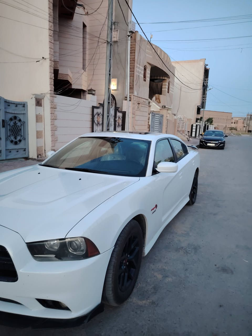 السلام عليكم ورحمة الله وبركاته
جارجر ٢٠١٤ ادوات كص جنطه

محرك هيمي ٥٧٠٠......٨ سلندر 

وارد خليجي داخل بيجي عداد ٢٦٠

فول مواصفات فتحه جلد كهرباء هيترات

ستيرن شفتات وكهرباء ذاكرت كشن

شاشات اس ار تي

اكزوزات رياظي صوتهن يخبل 

مرايه قلاب وهيتر وترحيب ونقطه عمياء

محرك كير بلكارتون مامدوده عليه سبانه

صدر وتخم تاير ويل كب مشدودات جديد

نظام صوت يخبل Alpine 

كشر وداخل احلى من صور 

تبريد ثلج سياره جاهزه برغي مناقصها

مكاني تكريت

سعر 63 وبيها مجال

يرهم بيع او مراوس 

للاستفسار ***********

***********
