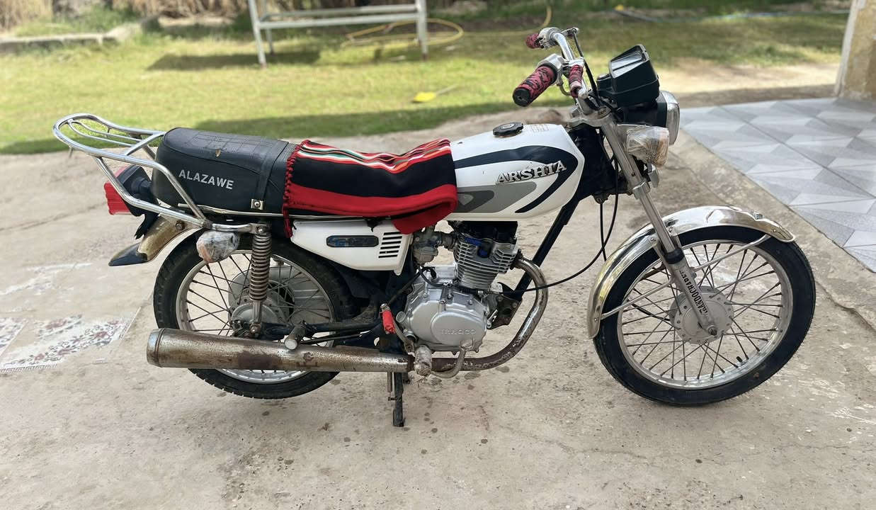 السلام عليكم
 دراجه ارشا للبيع  موديل 2019  اوراق اصولي مكفوله سعره 350 الف وبيه مجال بسيط مكاني المسيب ، طريق سدة محاويل مقابيل بنزين خانة أضواء الحمداني النموذجيه موجود خاص واتصال ***********
