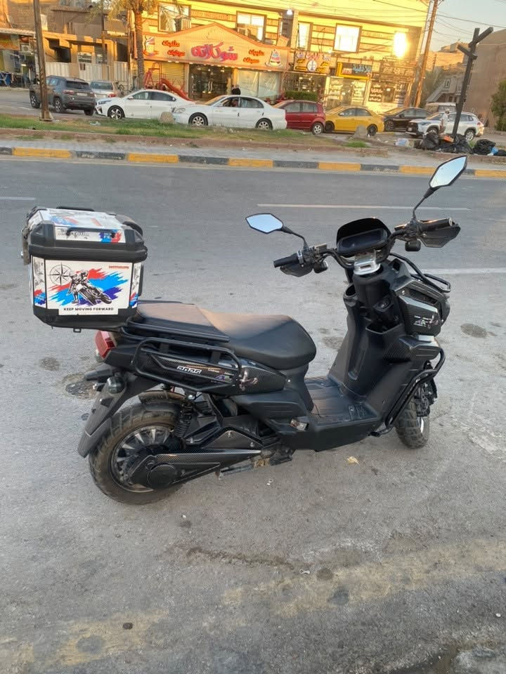 دراجة اباتشي موديل ٢٠٢٥

٤ نمر 

أم بي ثري 

٦ بطاريات 

بصمتين

كارتين سويج

٣٠٠٠ ملف

دراجة نظيفه جدا مستعملة شي قليل 

دراجة كل نقص ما بيه تجي و اشوف 

السعر ٩٠٠ وبيه مجال 

مكاني بغداد 
 
***********
