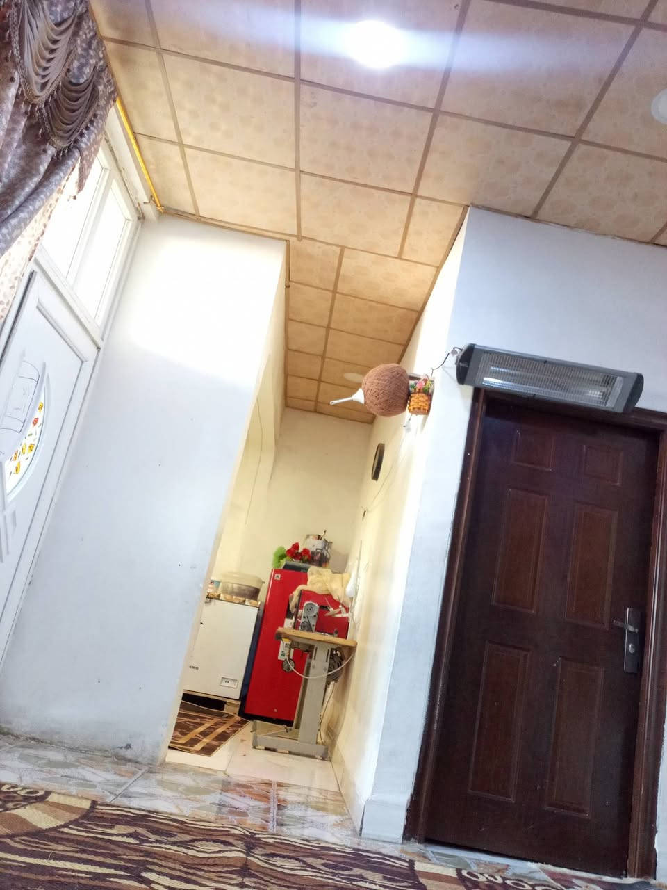 للبيع...160مترطابقين
خلف مجمع هارون ..بنجا علي ..خلف التجاري..
خدمات كامله فرع عريض...السعر45
***********
