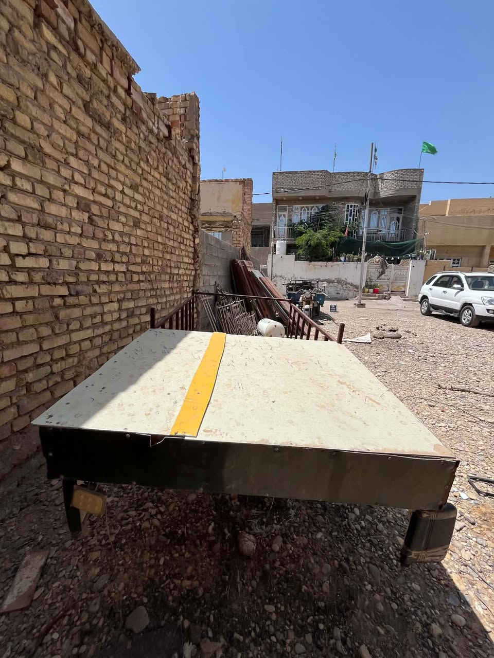 محجر للبيع السعر 75.   ***********
