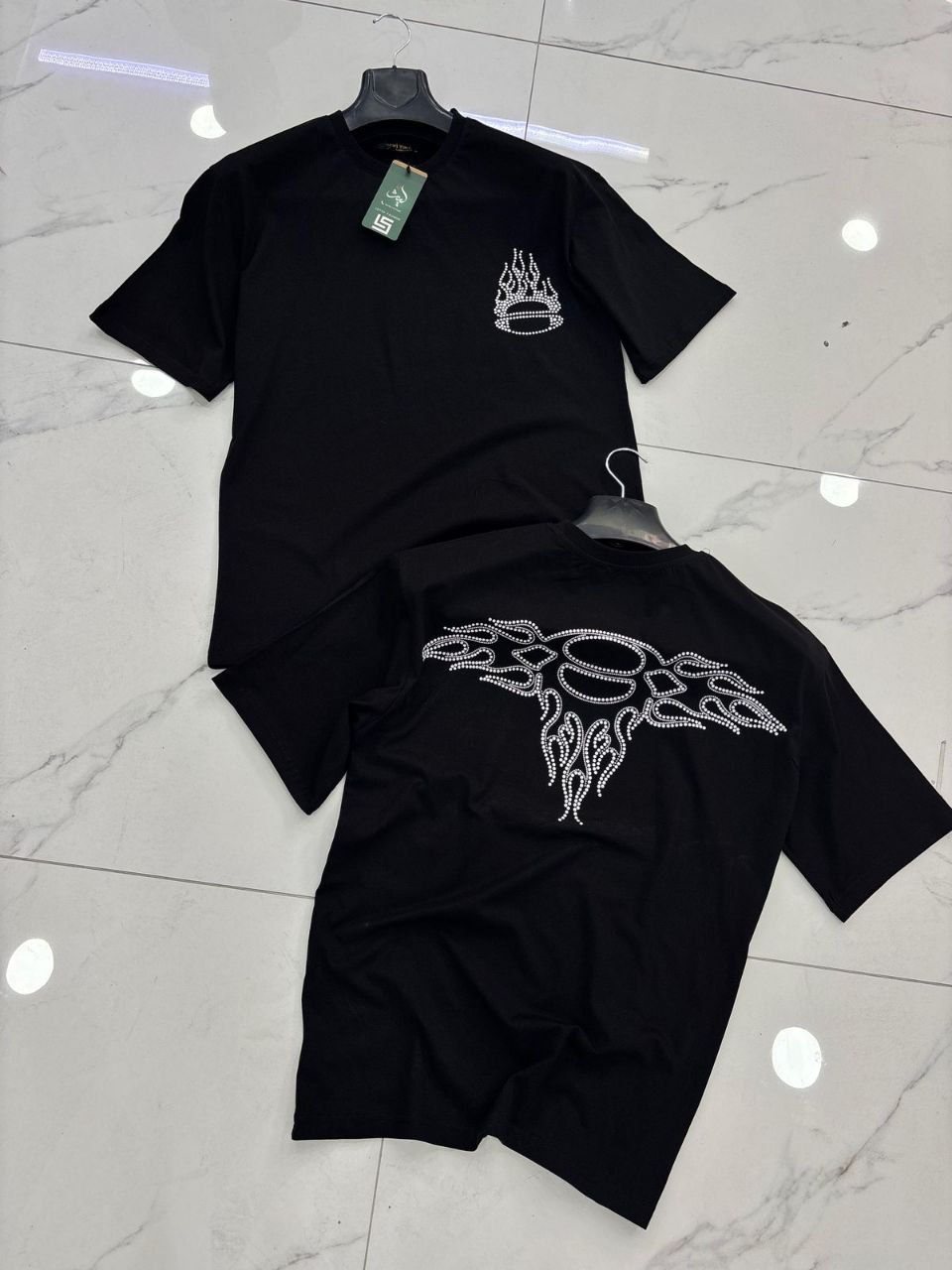 جديد 🔥 بدي تركي هاف استندر تطريز

قياسات S m L L XL XXL
 السيري ٦ قطع

الدرزن ١٢ قطعه موديلين ب٨٠  الف


**إذا كنت صاحب هذا الإعلان وتريد حذفه لأي سبب، رجاءا أرسل رسالة إلى الدعم الفني**