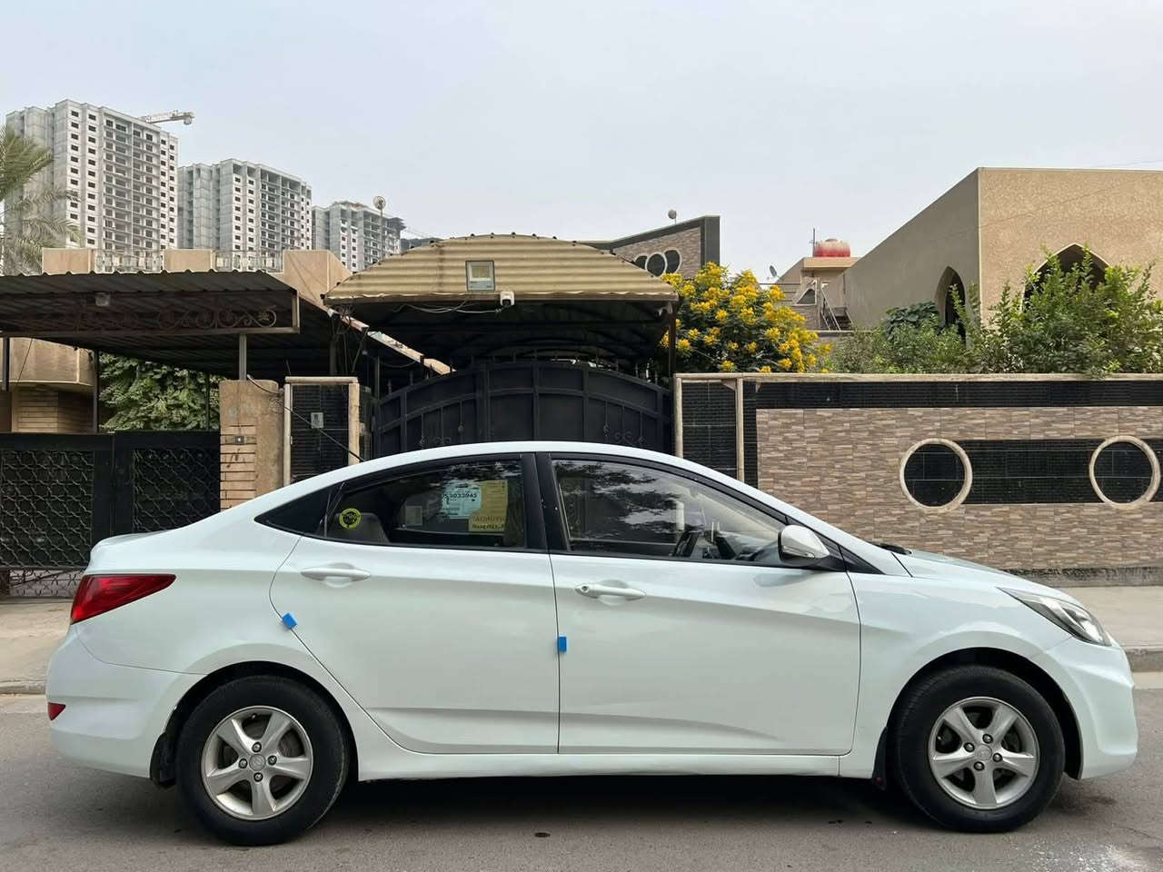 سلام عليكم اكسنت موديل 2013 خليجي شركه المرغوب ابو القطرتين محرك 1600 سياره استخدام شخصي باسمي رقم انكليزي جديد وسنويه جديده تحويل ثاني يوم بيه صبغ جاملغ وباب سائق اثناء الخروخ من كراج ببت نطخن وصابغ دعاميه للجماليه وباقي كفاله سعر المطلوب 110قابل للتفاوض مكان سياره العبيدي او مستشفى الجمله العصبيه للاستفسار الاتصال على رقم ***********واتساب او مراسله على خاص واسف على الاطاله صعدو منشور بارك الله بل جميع
