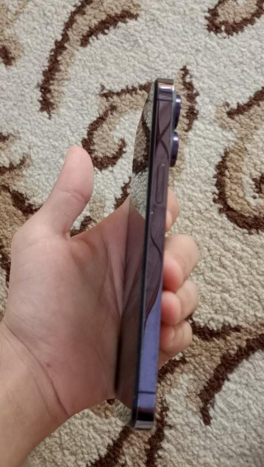 ايفون 14 برو ماكس
بنفسجي
128
بطارية 93 شرط مامعلايه 
ZA / دبل شريحة
فقط مبدل شاشه 3 خيارات
السعر 525
***********
