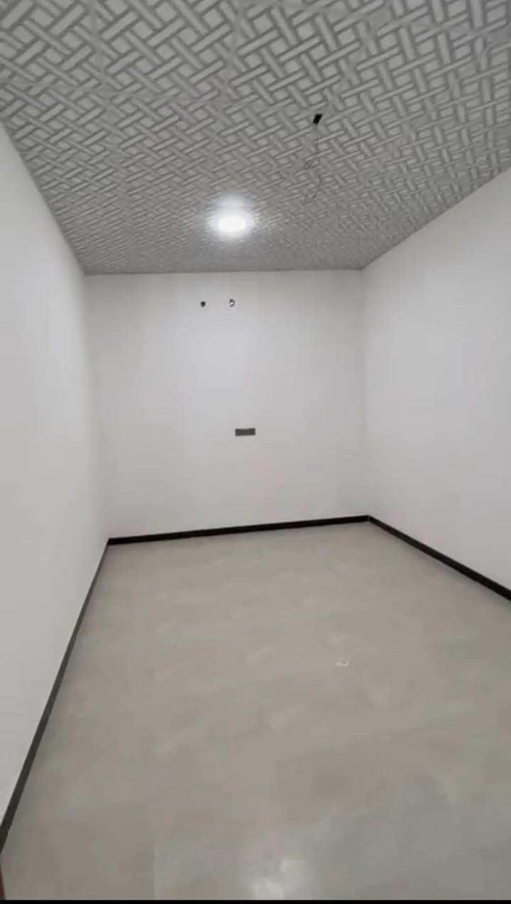 اجــار دار بوالخصيب قرب حي عسكري
غرفتين صاله ستقبال كراج وملحقات
اجار500 📞 *********** 📞
