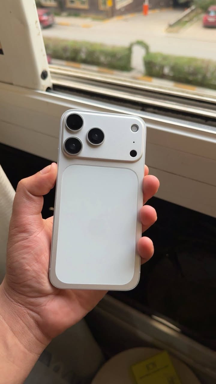 السلام عليكم Xs max نضيف لوك محور 17 برو ماكس دبل سيمكارت بطاريه 76% ذاكره 64 رايده 235 مجال بسيط فقط بيع توصيل غير متوفر مكاني بغداد***********
