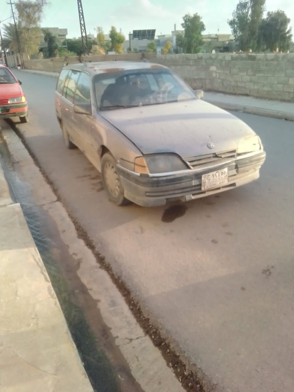 للبيع..اوميكا ستيشن موديل 1993..كير اوتوماتيك..
حجم20.. رقم الماني كابون بانزين ..مكينه بيها رخاوه فحم المكينه..صبغ وضع شركه ..قفلها 20 من الاخير..الشراي يخابر...***********/***********
