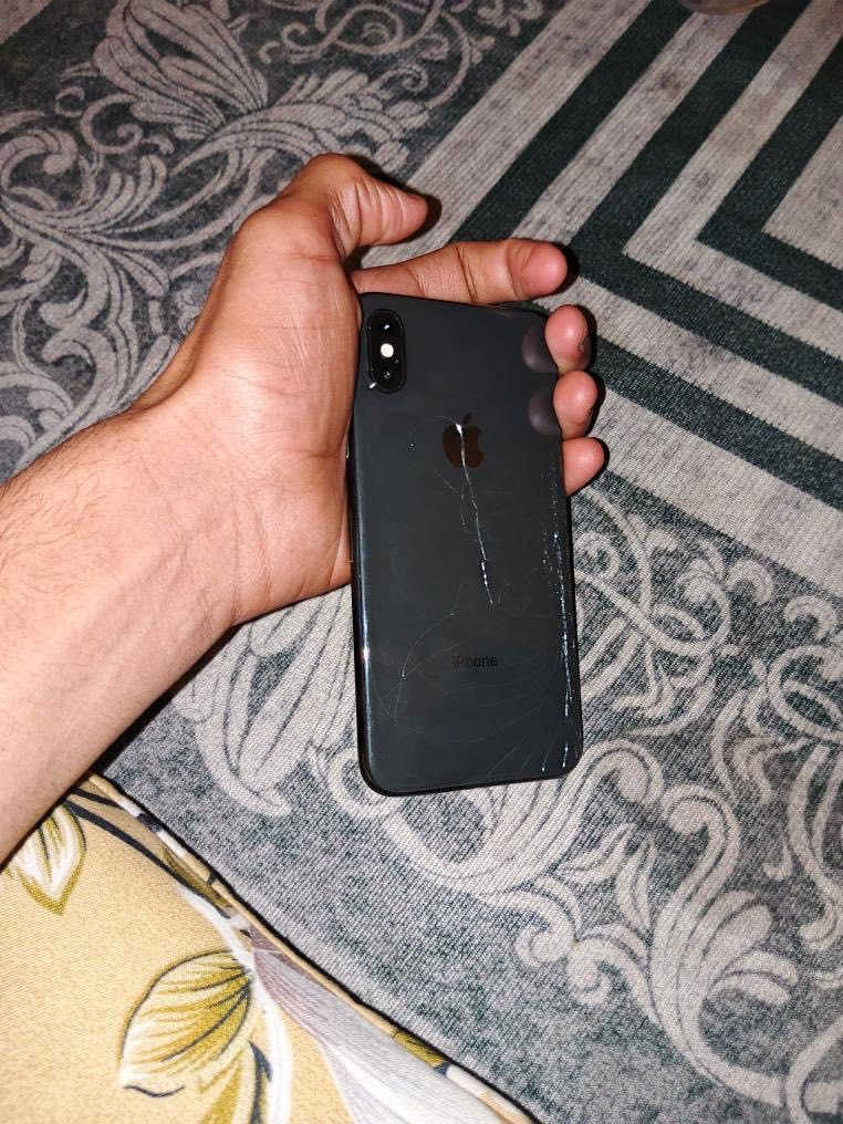 ايفون اكس عادي ذاكرة 64 نضيف كلش مرتب فول كامرة خط شغال كلشي فيس ايدي متوقف بسبب تحديث فقط مبدل  بطارية وضهر مكسور باقي مكفول سعر 140مجال قليل 

🚫🚫🚫المكان بغداد دورة


**إذا كنت صاحب هذا الإعلان وتريد حذفه لأي سبب، رجاءا أرسل رسالة إلى الدعم الفني**