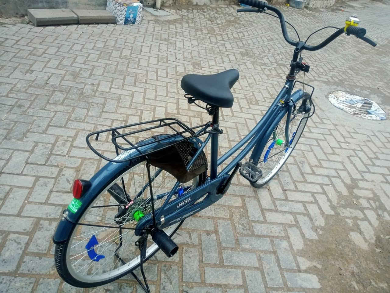 السلام عليكم هذه البايسكل للبيع جديد كلشي مابي 
يجي وياه عدد من الفسفورات ونشره ضوئيه وبم واسهم الموجوده في الصوره في الويل 

نوع البايسكل سانتوس حجم 26 لون رصاصي موديل 22

السعر 145 بي مجال بسيط


**إذا كنت صاحب هذا الإعلان وتريد حذفه لأي سبب، رجاءا أرسل رسالة إلى الدعم الفني**