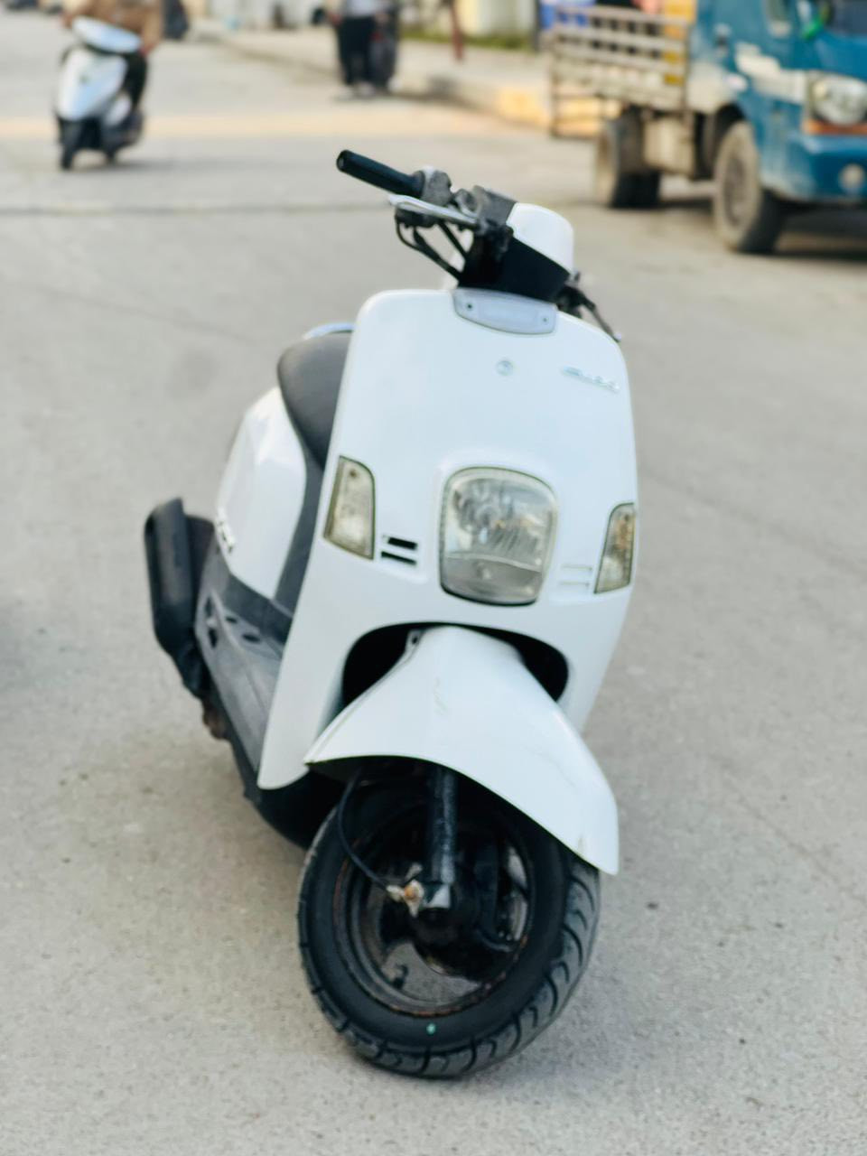 سلام عليكم بوليس نوزل خطين نضيفه كلشي ما بيه بلاديه برغي ما مفتوح  نضيفه فول تعال جيب فيتر وتعال افحص السعر 700 العنوان بغداد حي الجهاد تواصل الرقم ***********👍🏻
