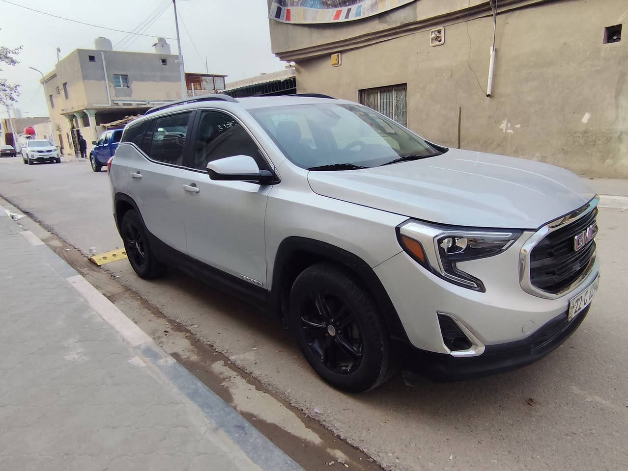 جمسي  تيران 2021  GMC  SLE

لون السيارة سلفر  

السيارة ماشية : 120 الف ميل استخدام شخصي فقط 
 كير + مكينة مكفول بيع فقط

الضرر : حادثها صندوق مبدل نفس اللون وبيه بارد جامع فقط  بدون دواخل بدون شاصي 

1 -اضواء امامية LED 
2- اضواء خلفية LED   
5-كامرة خلفية قلابه 
6- بصمة تشغيل وأبواب وصندوق 
7- اوتو بريك توقف ذاتي 
8- كشنات جلد وتحكم كهرباء 
9- دسك امامي خلفي 
10- رادار امامي 
11- شاشه كبيره 
12- فول تحكم ستيرن 
13- كير دكم 
14- هاند بريك بصمه 
15-مري كهرباء 
16- تبريد قطعتين
17- سستم صوت vip
18- اوامر صوتية    
21- ماوس تحكم بأنظمة القياده 
24- نضام ABS مانع انزلاق
25-اوتو ستوب 
26- محرك السيارة 1.5 تيربو 
  
السعر : 170 ورقه وبيه مجال بسيط 

مكان السيارة البصره- الزبير

 *********** واتساب او اتصال
