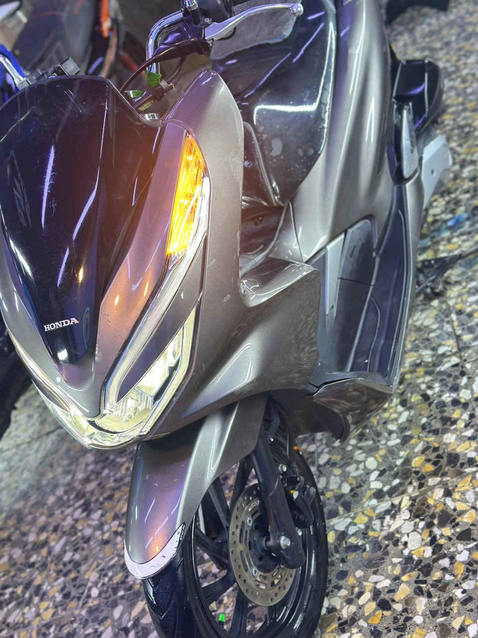 السلام عليكم جيل ثالث ياباني ياباني جي اف كفاله عامه اي نقص مابيها ١٩ وبيها مجال بسيط مكاني بغداد حي اور***********
