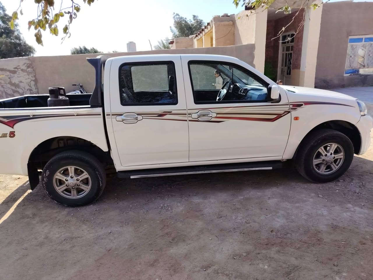 السلام عليكم  لبيع كريت ويل 2020  مكفوله بيه طخه مصوره   السعر 107وبيه مجال لاستفسار انتصل ***********
