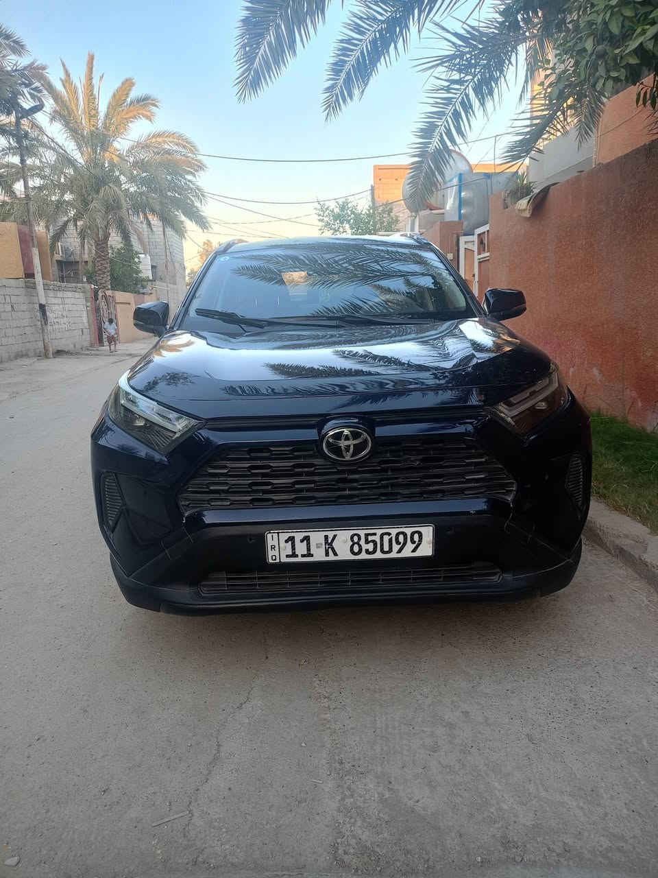 تويوتا راف فور  موديل 2023 للبيع  
XLE 1/1  

المواصفات:  
ماشيه فقط  25 مايل
رقم بغداد جديد – تحويل ثاني يوم    
بصمة تشغيل + أبواب  
شاشة جبيرة  
كاميرا دوارة  
إشارات بالمرايا  
كشن كهرباء  
تدفئة + تبريد بالكشنات  
تبريد قطعتين  
3 وضعيات قيادة  
لايتات زينون  
بك لايت LED  
جنطة كهرباء  
نظام CarPlay  
هند بريك بصمة  
مكينة 2500  بانزين
ويل كب  
نظام الإطفاء التلقائي  
رادار أمامي + رادارات جانبية  
والمزيد من المواصفات الكاملة
سعر 185$ 
***********

#تويوتا #راف_فور #RAV4_Hybrid_2023 #سيارات_العراق

