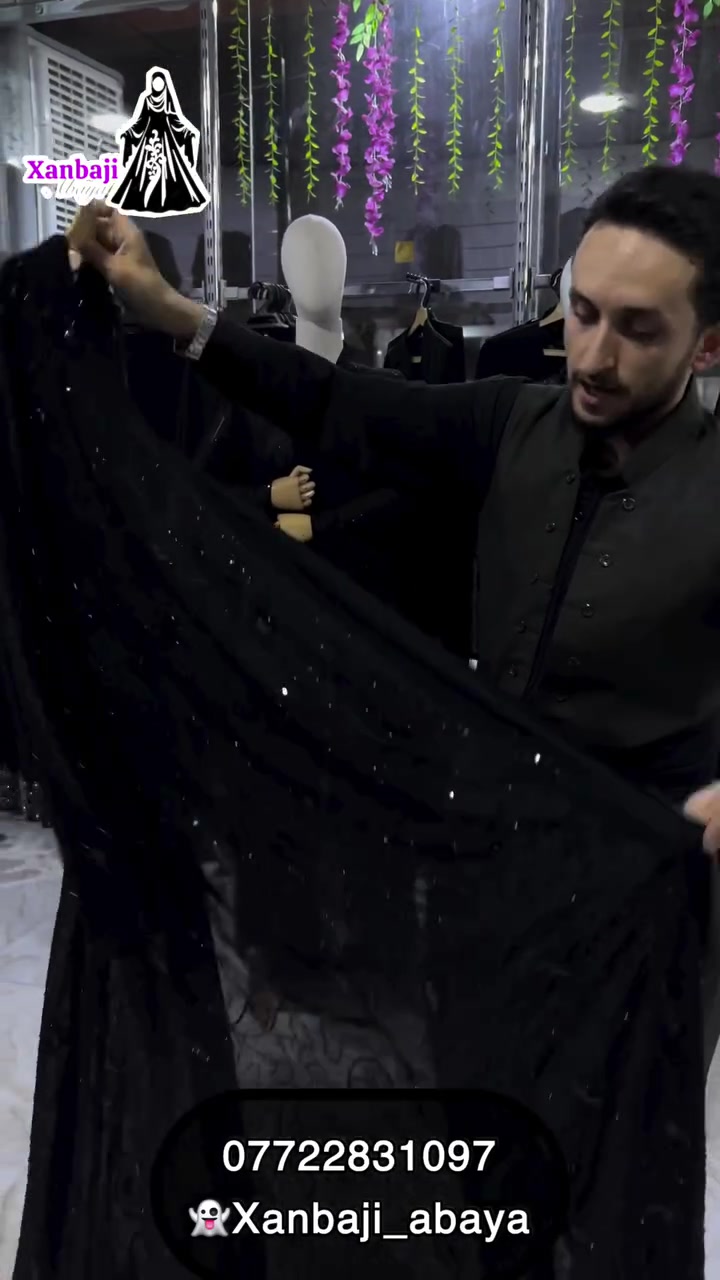 عبای هاوینەی  زۆر ڕاقی و نەبینراوبەنەخشی ططریز و چنین ، ئەتەوێ عبایەکی هاوینە لەبەر بکەی کەس نەیبێ ئەم عبایە تایبەتە بەتۆ🤩👌

بۆ نرخ نامە بنێرە یان کۆمێنت بکە 📥
Watsapp// ***********
Snap//xanbaji_abaya👻
گەیاندنیش بەردەستە بۆ هەموو شارەکان🚗
