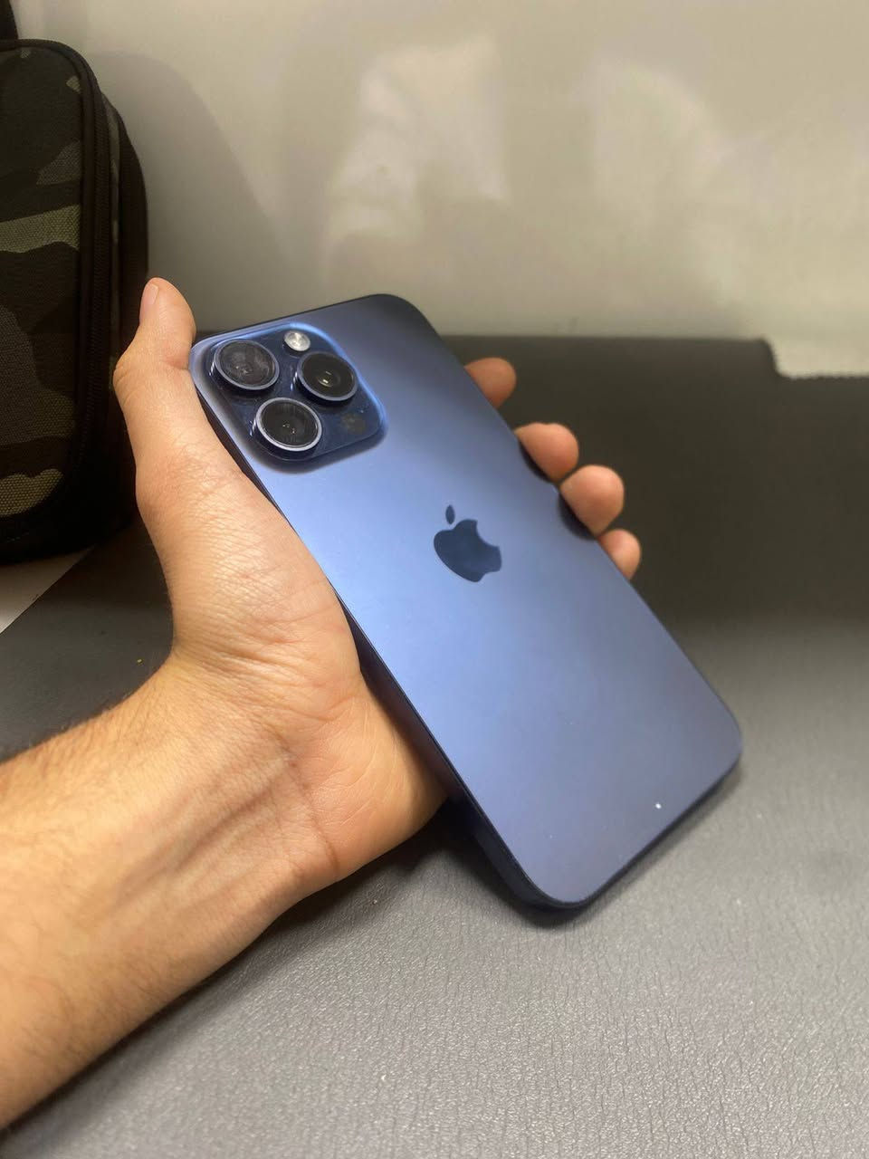 15 بر ماكس امبدل شاشه
الذاكره ٢٥٦
البطاريه ٨٨
السعر نار نار 
التواصل ***********
