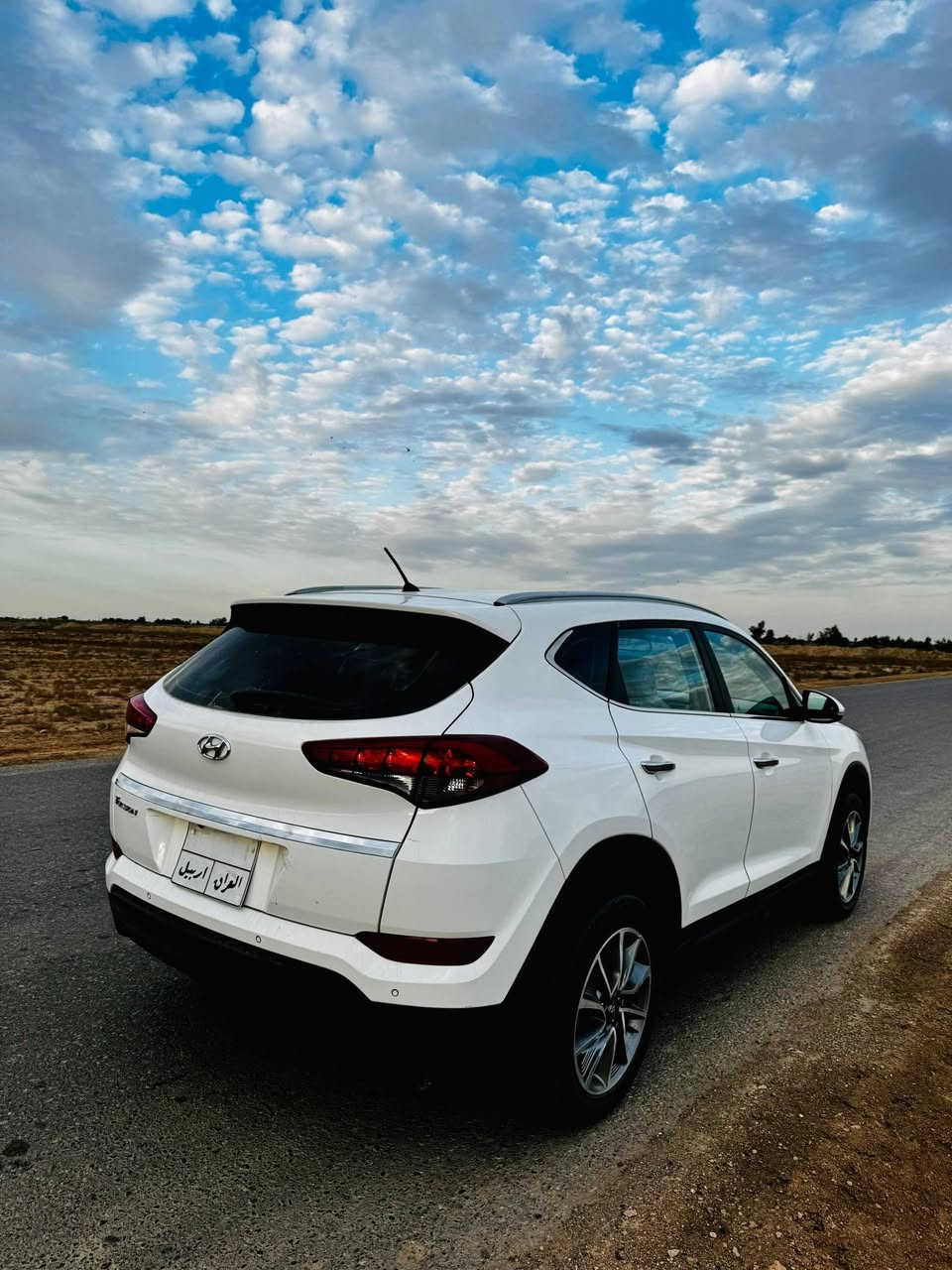 (Tucson 2018)
السياره وارد خليجي شركه الكاصد فول موصفات ماعدى البانوراما والبصمة ومكفولة من الصبغ والتبديل ماعدى بارد بسيط  بالبنيد ومكحل  جاهزه من كل النواحي محرك ٢٠٠٠ دوش مامفتوح  كير حداديه تخم تاير جدد رقم أربيل الألماني تحول او وكالة للإستفسار *********** /وتساب 
 مكان الديوانية
