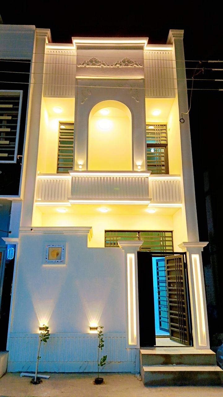 مساحته 50متر طابقين عين الحياة
عل حولي مستشفى الكفيل 
بناء طابوك واجهه ملكيه.      سند 25 ومكاتبه مع صاحب الأرض وقرار محكمه 
كافه الخدمات تبليط ماء مجاري وكهرباء 
يحتوي على استقبال ومطبخ وصاله وصحيات داخليه وصحيات خارجيه وطارمه ومنور 
الطابق الثاني غرفتين نوم وصاله وسطح 
مجمع عين الحياة مجاور قاعه سافانا حولي الزوار 
التفاصيل داخل الفديو *********** واتساب
