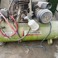 كمبريسر للبيع سعره ٢٥٠ 07734081534