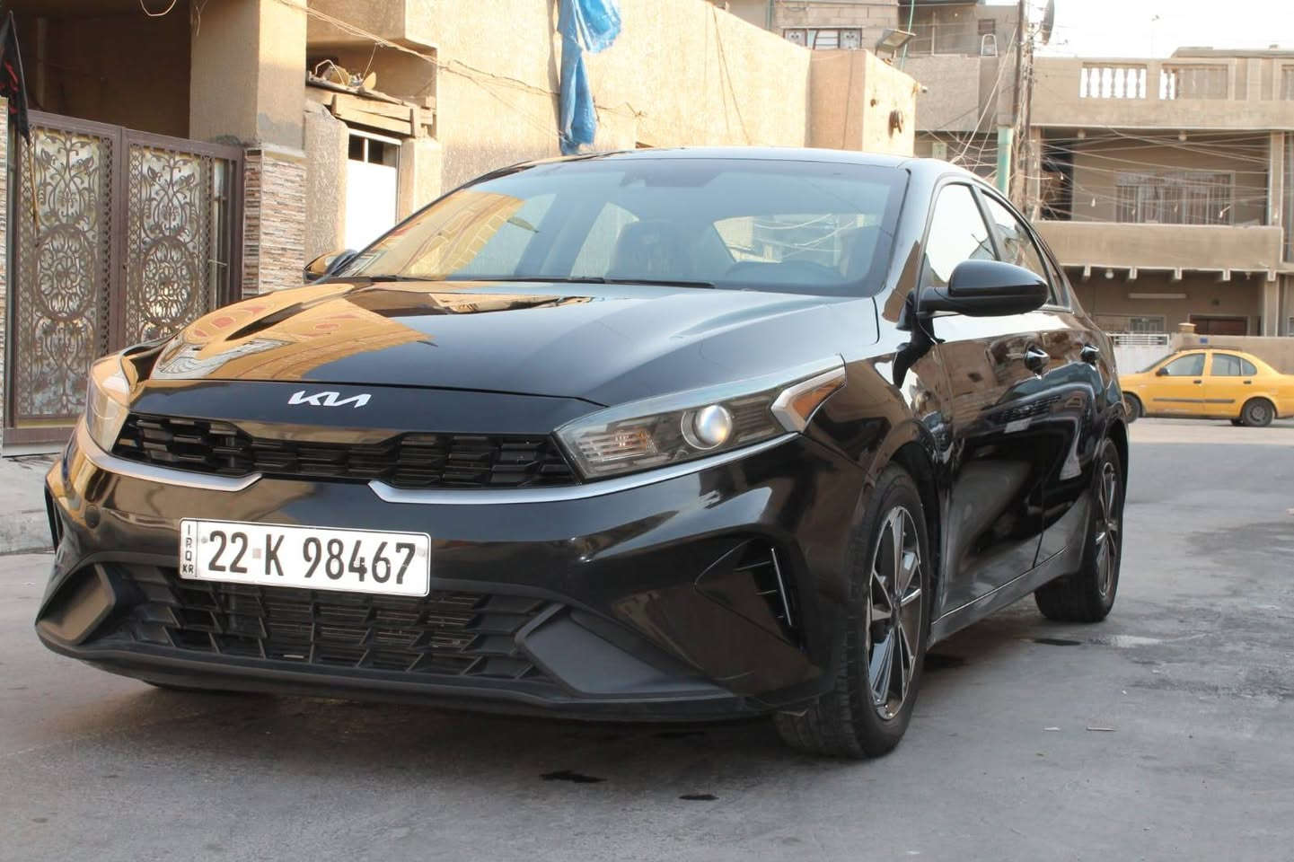 السلام عليكم . فورتي ٢٠٢٢ رقم اربيل ماشيه ٥٠ الف ميل محرك ٢٠٠٠ دوووش كير سيفتي بلادي 
حادث . شبر باجاملغ بارد دوسه صبغ مع هلاهل ٥ حالوبات باقماره مامبينات بدون تبديل ليبل واحد بدون صبغ
المواصفات . تحكم استرين . انظمه سرعه . الايت زنون . ويل كب السعر ١٤٠ بيه مجال
***********
*********** بغداد, العراق
