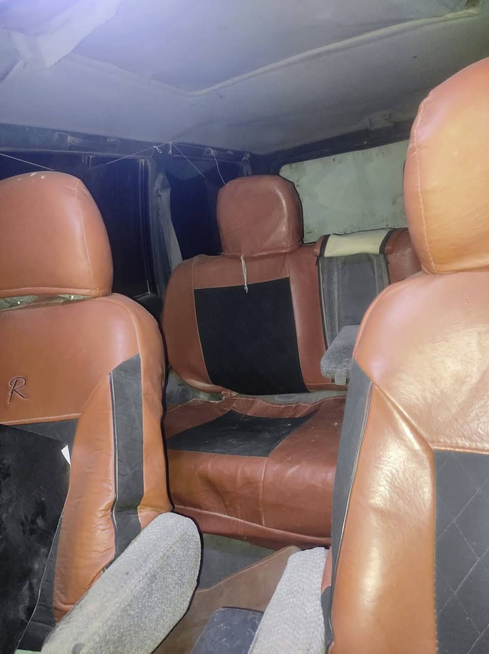 سلام عليكم  باجيرو موديل 94 محرك فيفيتي فيشه وبطل محرك وكير  وكسن تخم تاير جديدحداديه جديده سياره  رعيه موجود يداور ثاني يوم  مكاني النجف *********** مستعجل الشراي يدخل خاص 
اويتصل رقم واضح كدامك ساره مال جناي وبيع مستعجل
الله شاهد 50وبيها مجال
