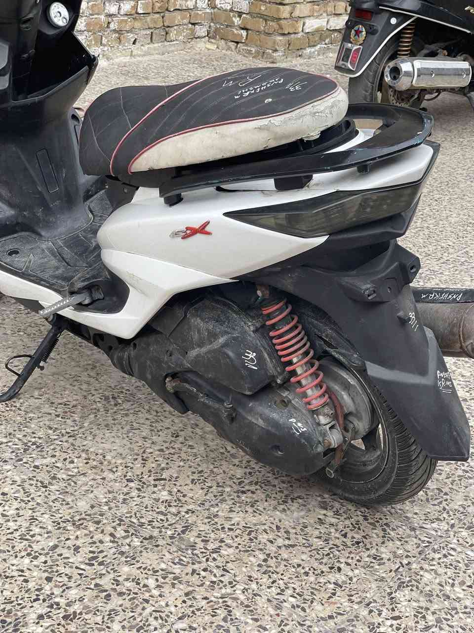 رجه ‏ لدى  نضيف محرك درجه نوازل محور كابرتي
‏غراض￼ نوازل موجود سعر 750 مكاني شعب
***********
