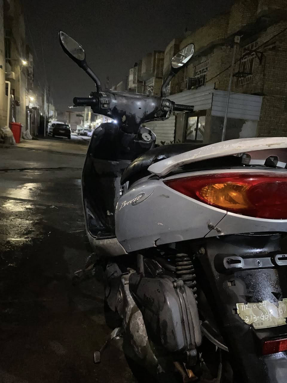 السلام عليكم عندي بريز  نوزل لايت ناصي رمبه كفاله عامه برغي ما مفتوح بيها  كله بلادي كامله مكمله كلشي شغال مكينه ناعمه كهربائيات شغاله نكره سلف باي وقت  تجي وتشوف بعينك رايدها ب٧٥٠ وبيها مجال بسيط للتواصل *********** مكاني الشعب
