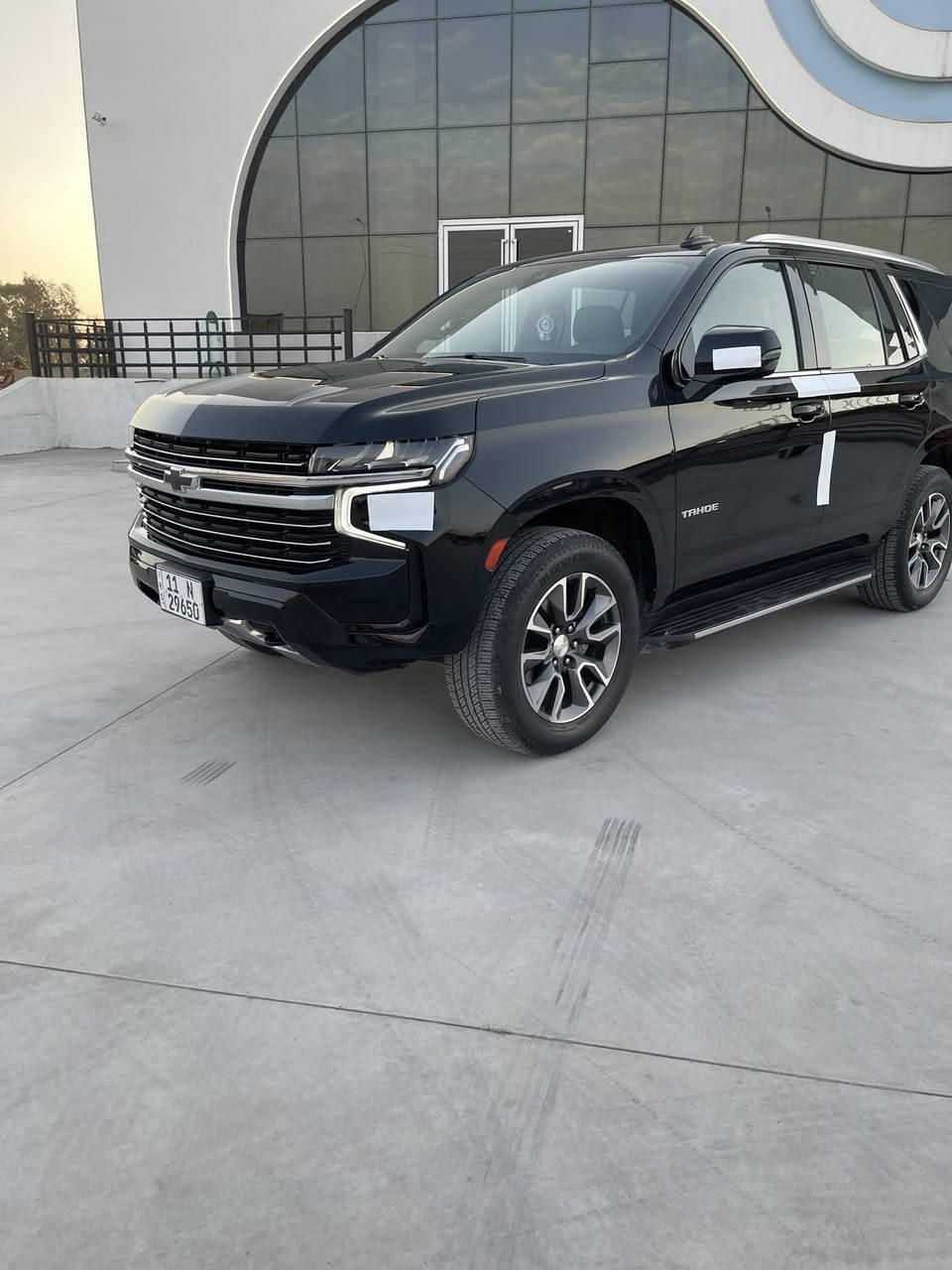 السلام عليكم 
تاهو 2022 lt  خليجي 
مكفولة
محرك 5300المرغوب
السياره فول مواصفات Lt
بنوراما 
كشنات جلد
كشنات تدفئه
كشنات كهرباء حتى الخلفيات 
رادارات 
تحديد مسار
اوتو 
عدادات شاشه دجتيل رقميه 
نضام صوت bose
شحن لاسلكي
مراة خلفيه تعتيم اوتماتيك
كامرات 360
حساسات امامي خلفي 
رادار تصادم 
تحكم في وضعيات القياده
جنطه كهرباء
ومعروفه موصفات الlt
ماشيه 75 km

السياره مغلفة  ppf بالكامل
السعر 465$

السيارة باسمي شخصيا 

العنوان بغداد المنصور

***********
