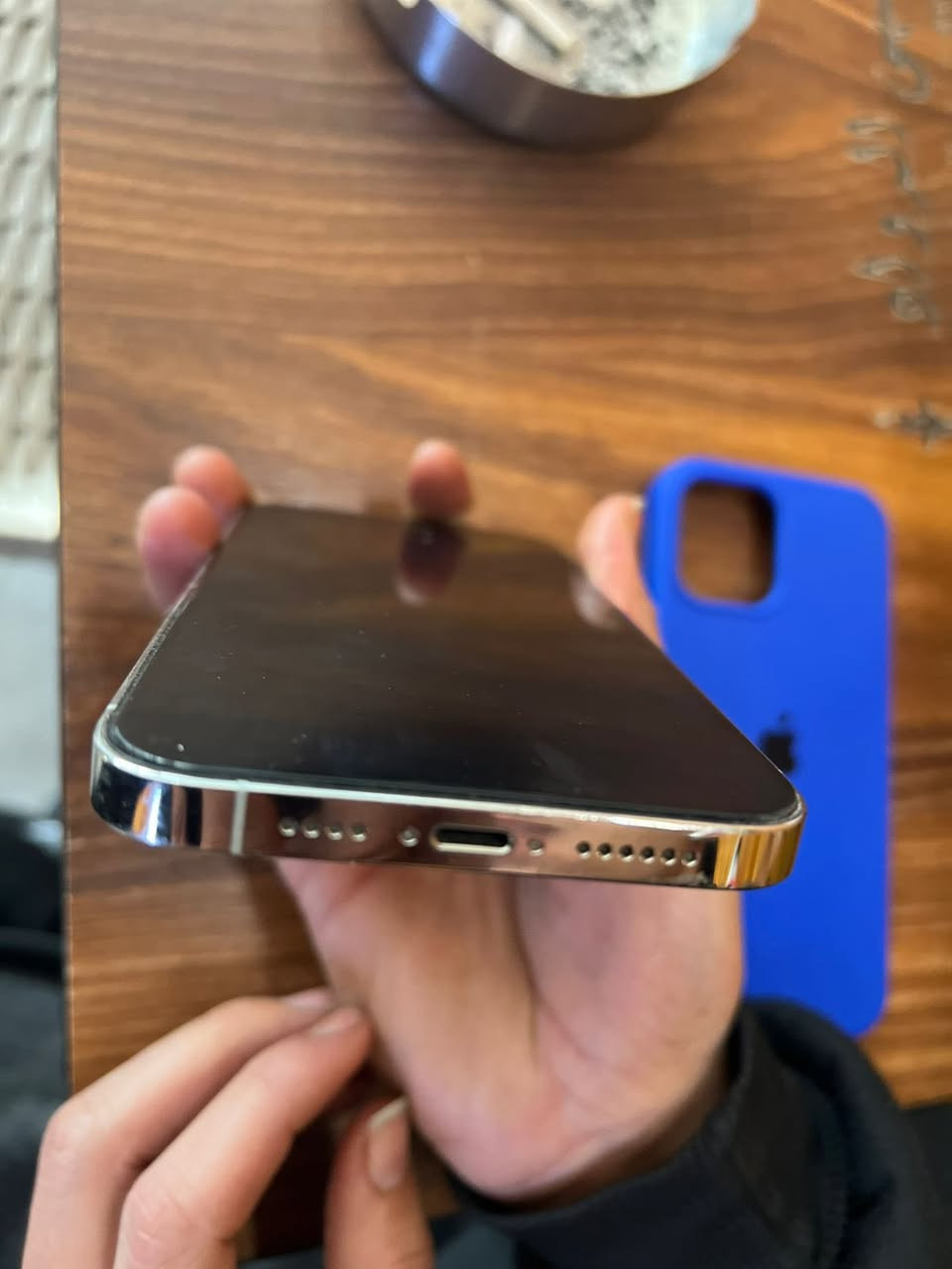 آيفون 13 برو ماكس للبيع جهاز نضيف وتر بروف ذ 256 بطاريه 92 جهاز مفتوح اكرر وأكول ولا مرفوعه بطاريه كارتون ويا جهاز تاخذه أسبوع إذا يطلع مبدل بي شي لو مرفوعه بطاريه ترجعه كارتون ويا مكاني بغداد كراده داخل متواجد فيس واتساب السعر 775 وبي مجال ***********
