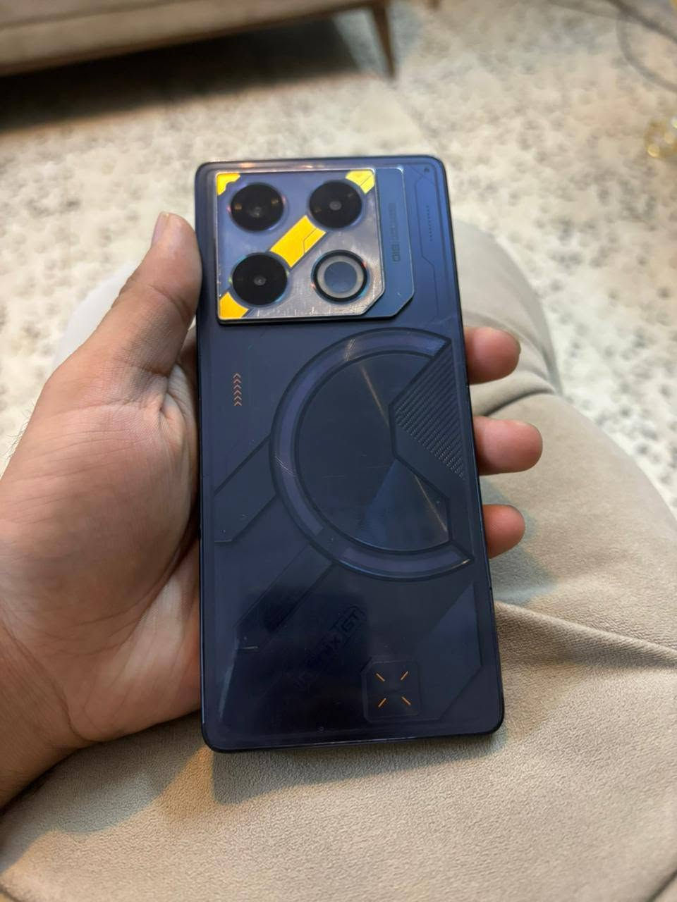 السلام عليكم 
📱 للبيع Infinix GT 20 Pro

الجهاز بحالة ممتازة ونظيف جداً، استخدام شخصي.

🔹 المعالج: MediaTek Dimensity 8200 Ultimate
🔹 الرام: (12+6)
🔹 الذاكرة: (256)
🔹 الشاشة: AMOLED بحجم 6.78 إنج و144Hz
🔹 الكاميرا الرئيسية: 108MP
🔹 البطارية: 5000mAh مع شحن سريع 45W
🔹 يدعم 5G
🔹 سماعات ستيريو وصوت JBL
🔹 إضاءة RGB خلفية مميزة للألعاب
🔹 بصمة مدمجة بالشاشة

الجهاز قوي جداً للألعاب والاستخدام اليومي، وما يحتاج أي صرف. الفحص بأي مكان ترغب به.

💰 السعر: (225)
او مراوس 

للاستفسار ***********
