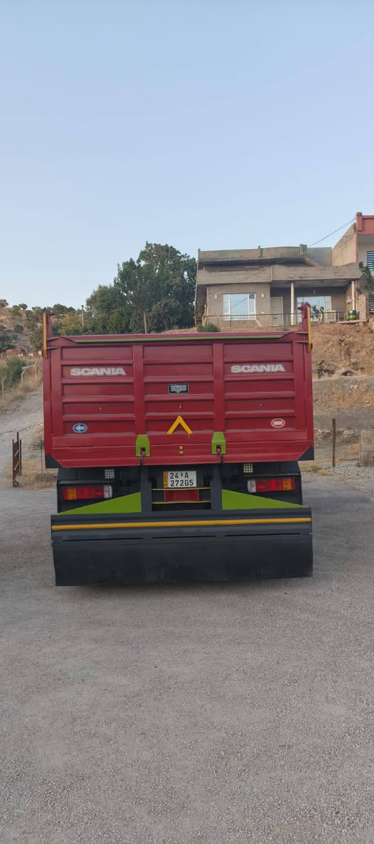 اسکانیا قلاب مودیل 2002 رەقەم سەنەوی نۆێ مجموع  تەبرید تاخم تایە هەموو نوێ هەموو گیانی  بەشەرت ...***********
