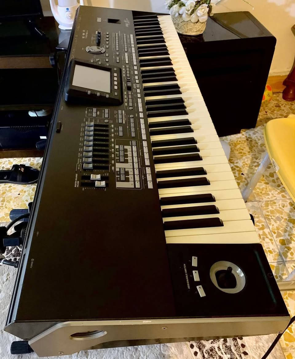 KORG Pa3x Super Oriental Ram 256
كورگ ثري اكس برو  سوپر اورينتال رام ٢٥٦
مع ملحقات جنطة مدرعة وستاند وسماعة وسوكتات  او مراوس بي اي جهاز حسب القناعة  مكاني  بغداد 
البيع سعر ١٢ ورقة 

الجهاز خارق النظافة 
ومفول سيتات روعة

اي استفسار تفضل خاص .


**إذا كنت صاحب هذا الإعلان وتريد حذفه لأي سبب، رجاءا أرسل رسالة إلى الدعم الفني**