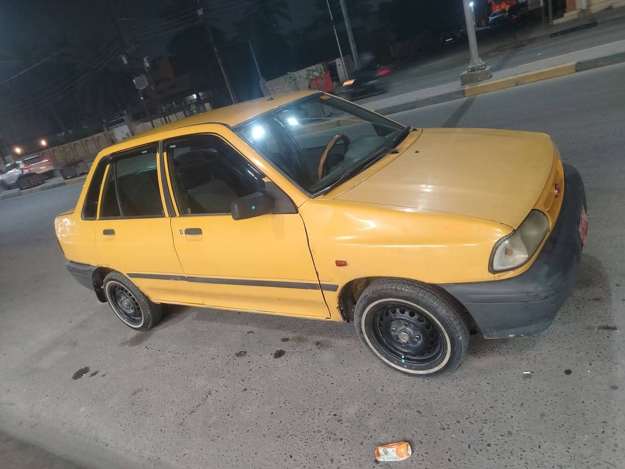 السلام عليكم لبيع سايب موديل 2014مكين وكير حدادي تخم تاير كهربائيّ تبريد وتفه سيار جاهز وخير من الله سيار مكفول من صبغ ولضرب شواصي عل ابلاد سيار جديد راعيه متوفي رقم بغداد سنوي صاقط صار سنتين سعر 14 مكان سيار كربلاء 
***********
راعي سيار اهله يدورون ماعدهم شكال
