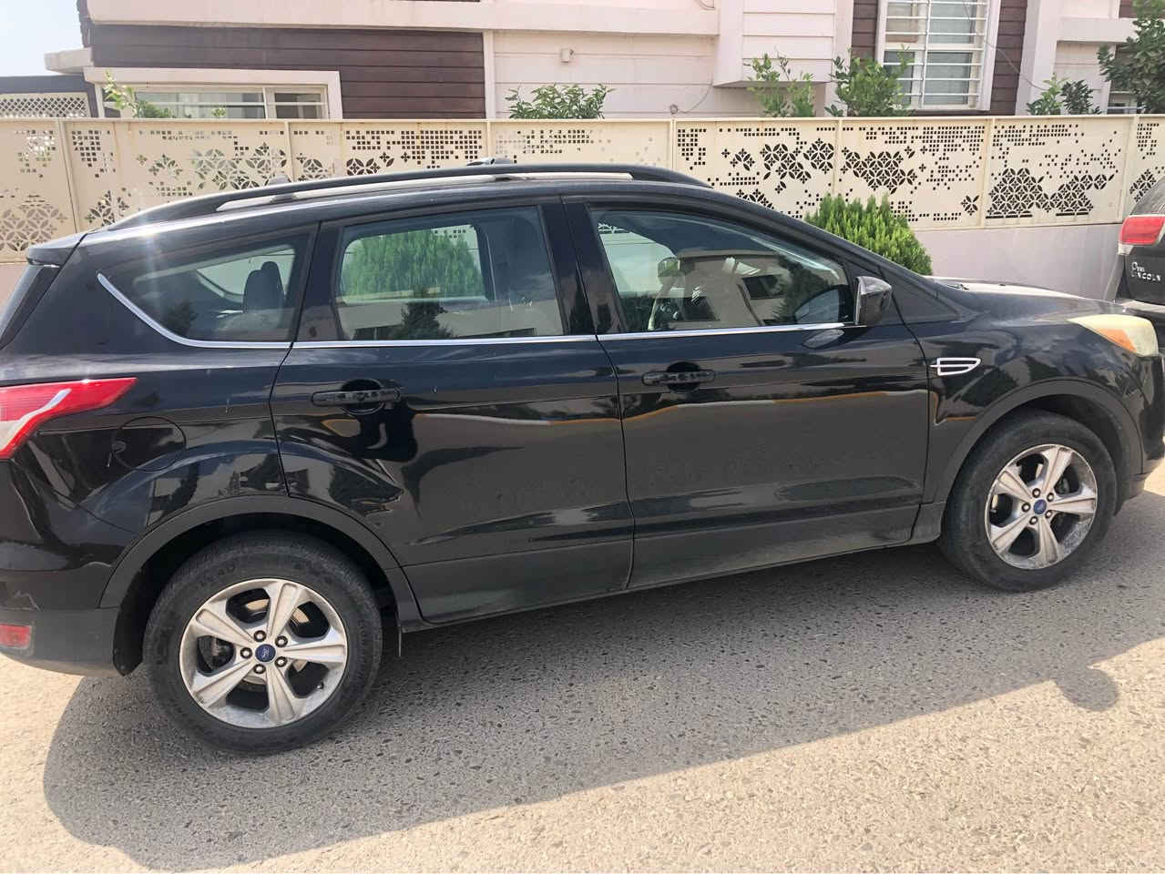 فۆرد ئیسکەیپ مۆدێلی ٢٠١٣ سفری شەریکەی نیڤایە مواسەفات SE مەکینەی ٢.٥ ە و تاک ئەکسلە سەیارەکە بێ بۆیاخە تەنها دەرفای سنوقی گۆڕاوە بە بیلادی هەمان ڕەنگ
نرخی ١١٠ وەرەقە
بۆ زانیاری زیاتر ***********

فورد اسكيب موديل ٢٠١٣ خليجي صفر شركة نيڤا مواصفات SE محرك ٢.٥  دفع امامي 
السيارة بدون صبغ بس باب الصندوق مبدل بلادي نفس اللون 
السعر ١١٠ ورقة 
لتفاصيل اكثر *********** السليمانية, العراق
