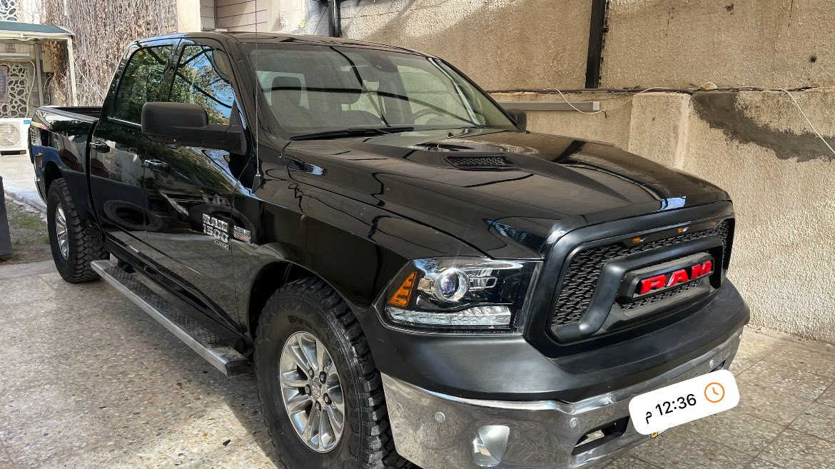 سلام عليكم للبيع او مراوس دوج رام 2020 رقم بغداد مكينه 5700. 8 سلندر صبغ 3 قطع صور الحادث مرفقه بمنشور السياره جاهزه مكينه كير صدر تبريد تخم تاير جديد ماشيه 106 ميل باب طويل المرغوب السعر 170 وبيه مجال مكاني بغداد السيديه 
***********

