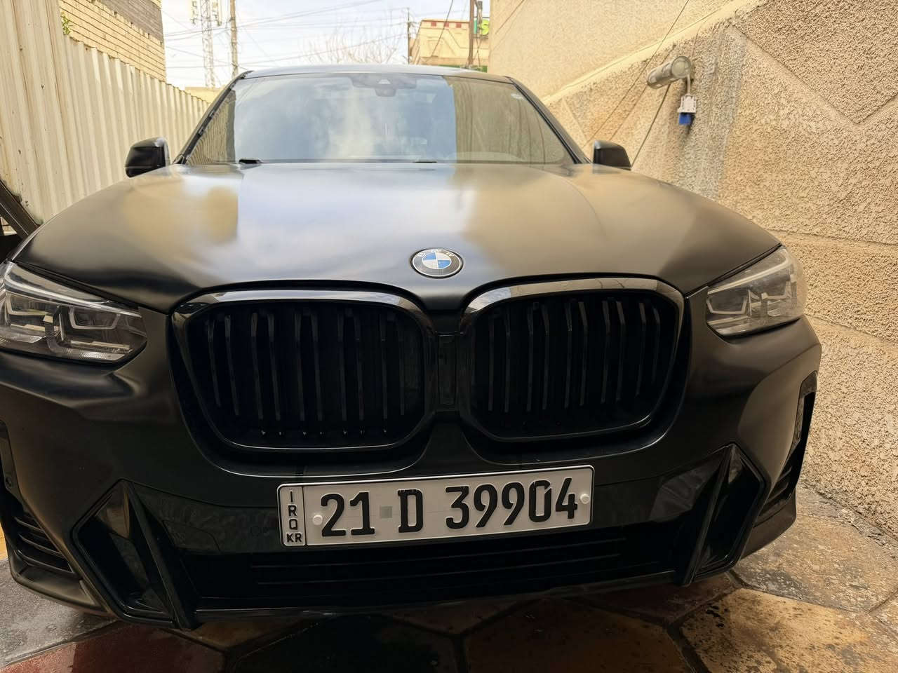 السلام عليكم
X3 M pakage 2022 

ماشيه ٢٨ 

ام باكج بلادي 

بردات 

نظام ايماءات 

صفر مسج بدون اي عطل 

رادارات 

بانوراما 

مصبوغه مات كلها عام 

السياره بيها ضرر بلقماره مو مكلوبه فقط تعديل وصبغ ايباك فقط برده 

السعر ٢٢٠ ورقه قفل 

للاستفسار *********** 

مكاني بغداد 

هزه وفحص جديد رقم سليمانيه تحويل ثاني يوم
