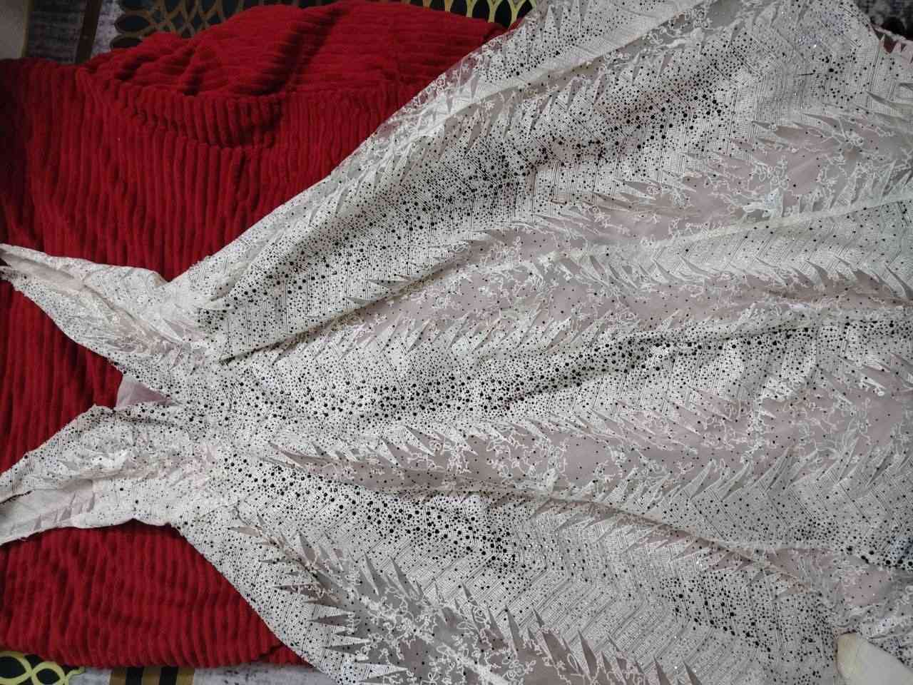 فستان ثكيل  يلبس قياس فري سايز   مستعجله واريد ابيع ب20توصيل 3


**إذا كنت صاحب هذا الإعلان وتريد حذفه لأي سبب، رجاءا أرسل رسالة إلى الدعم الفني**