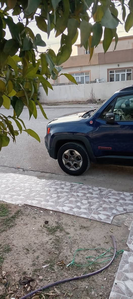 للبيع او مراوس جيب ركند موديل 2017 لون حبري وارد الحادث جاملغ ايمن وجزء بنيد السعر 110$ للاتصال ***********   بي وات ساب مكان السيارة اربيل
